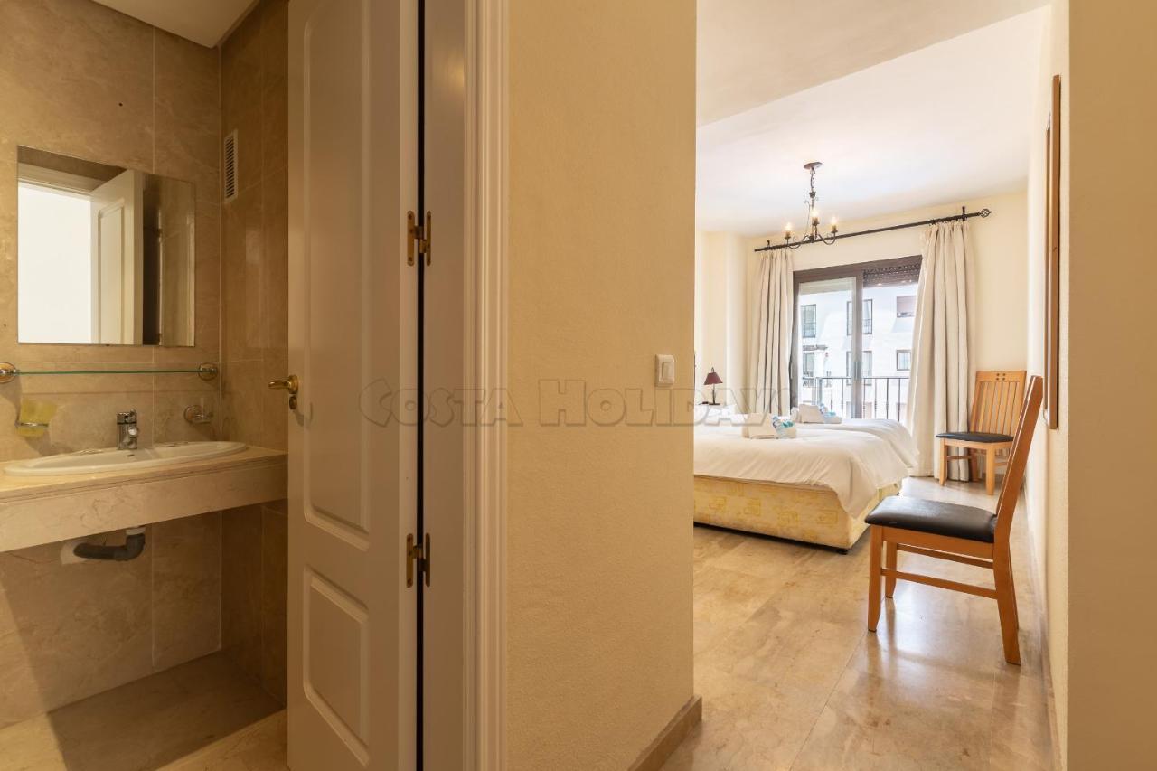 Marina Real 425 Apartman Manilva Kültér fotó